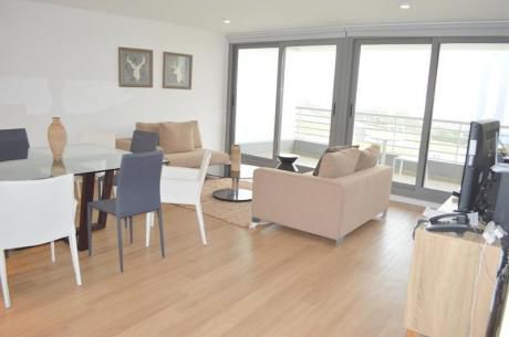 Departamento - Playa Mansa
