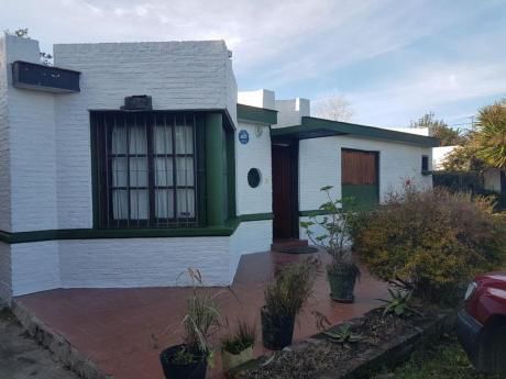Lagomar. Completa. 739 Mts2 De Terreno. Acepta Banco