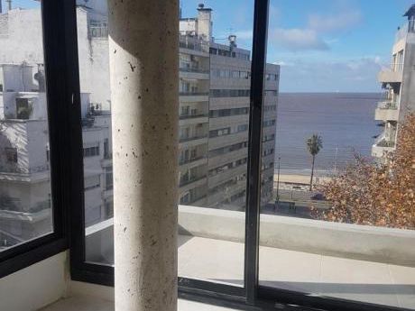 Pent House Duplex Estrena Casi Rambla , 2 Dormitorios Amplias Terrazas Con Parrillero Propio, Amenities.