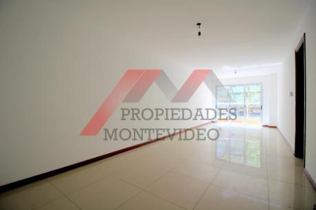 Apartamento 2 Dormitorios En Suite Alquiler O Venta - Pocitos