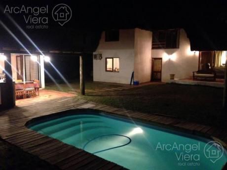 Casa Con Piscina En Alquiler En Pinares