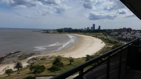 Apartamento - Malvín. Vista Al Mar