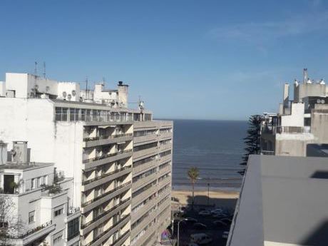 Estrena Ya ! Próximo A Rambla, Monoambiente Divisible Al Frente, Vista Lateral Al Mar, Amenities.