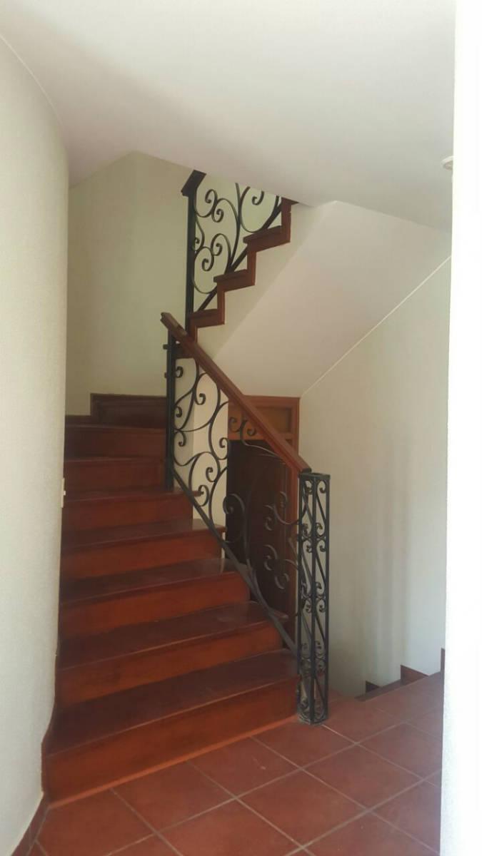 Casa en venta en José Luis Bustamante y Rivero