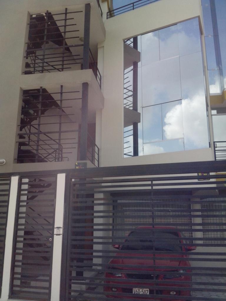 Departamento en venta en José Luis Bustamante y Rivero