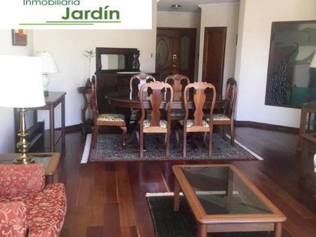 Departamento en venta en Calacoto