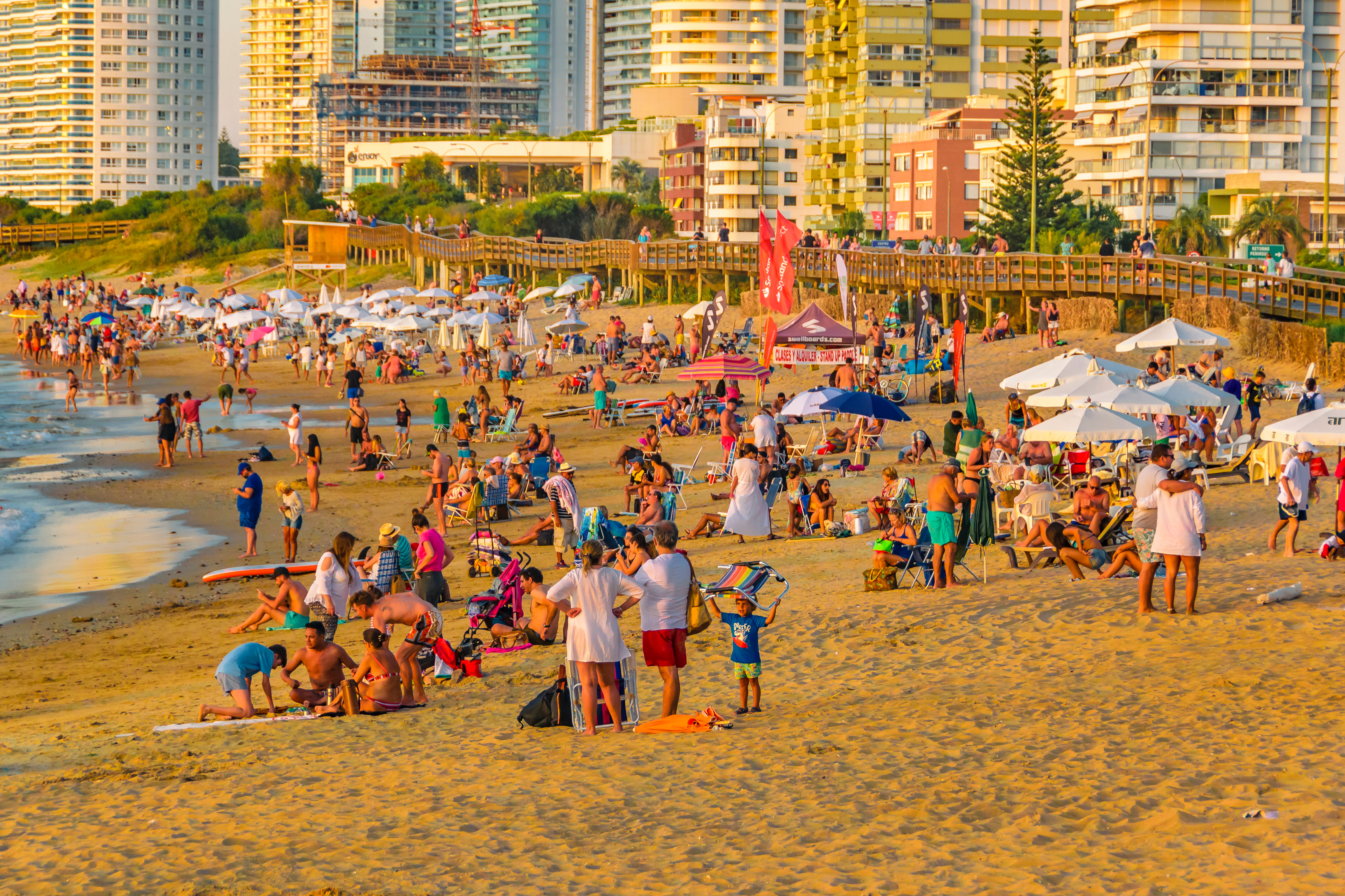 ¿Vuelve el verano al estilo pre-pandemia?
