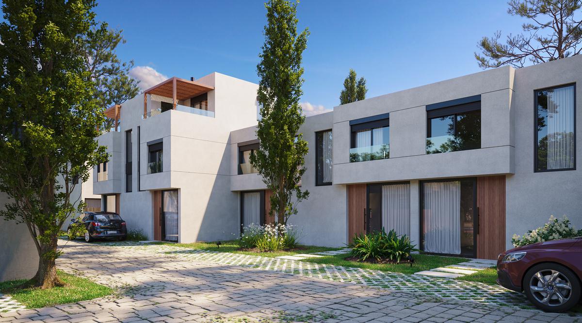 Casa triplex en Garden Town Carrasco