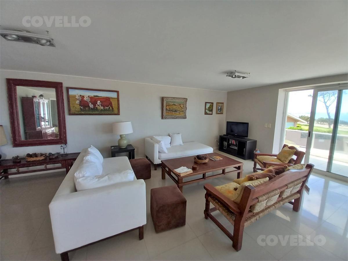 Departamento - Playa Mansa