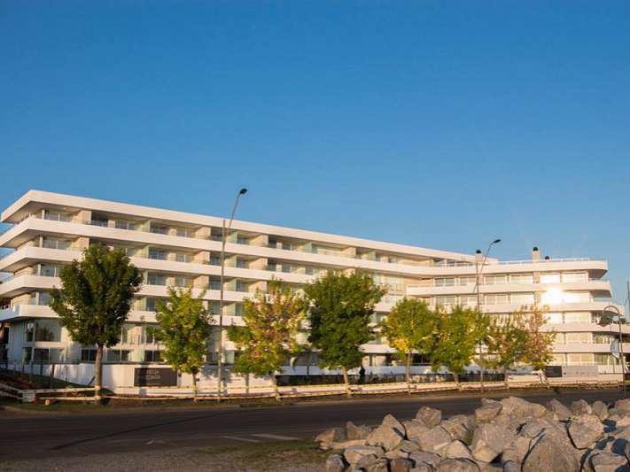 Colonia Apartamento sobre Rambla primera linea al Río