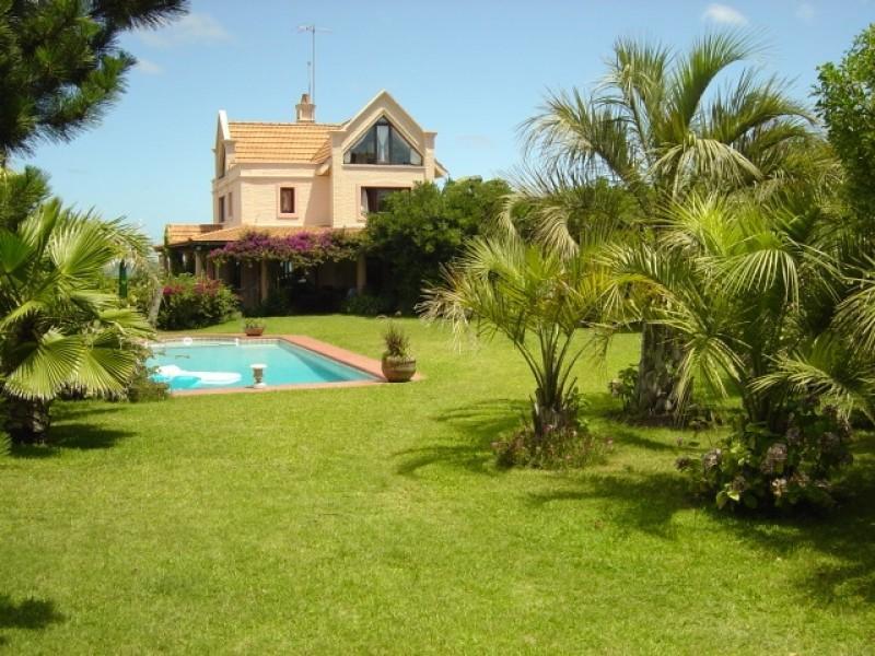 Casa primera linea del mar-LHO1209585