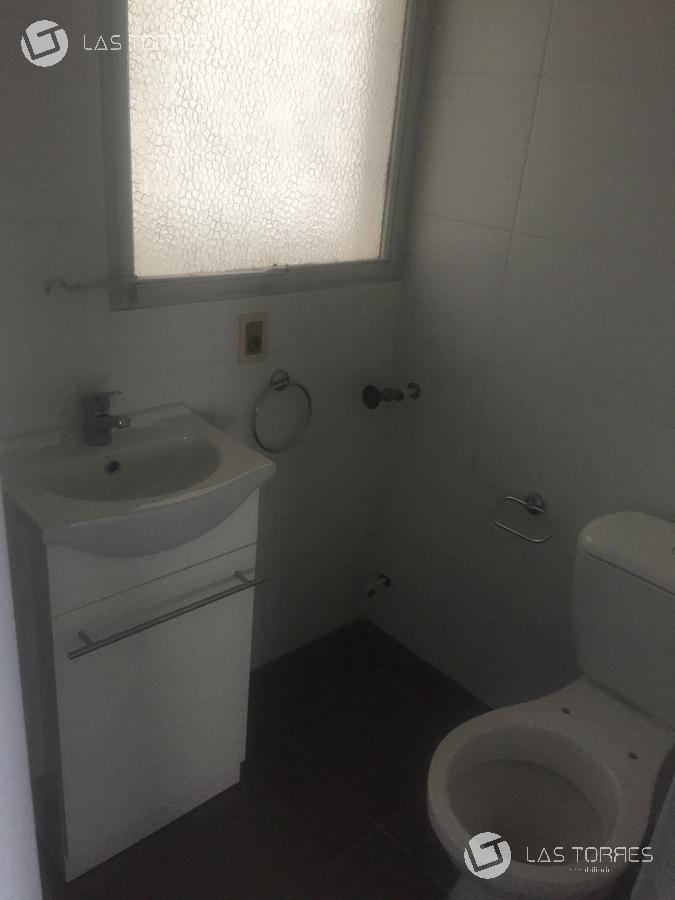 Oportunidad! 87m para oficina o vivienda. · Foto 5