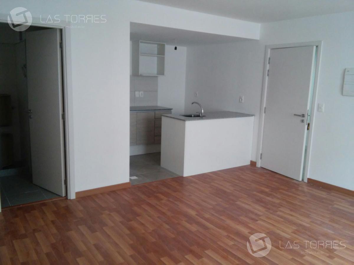 Apartamento - Cordón Con renta 14.500$, Porteria 24hrs