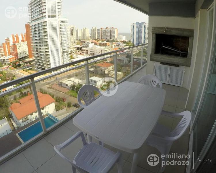 Piso alto en Brava