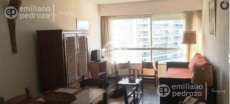 Alquilar apartamento 1 dormitorio Brava