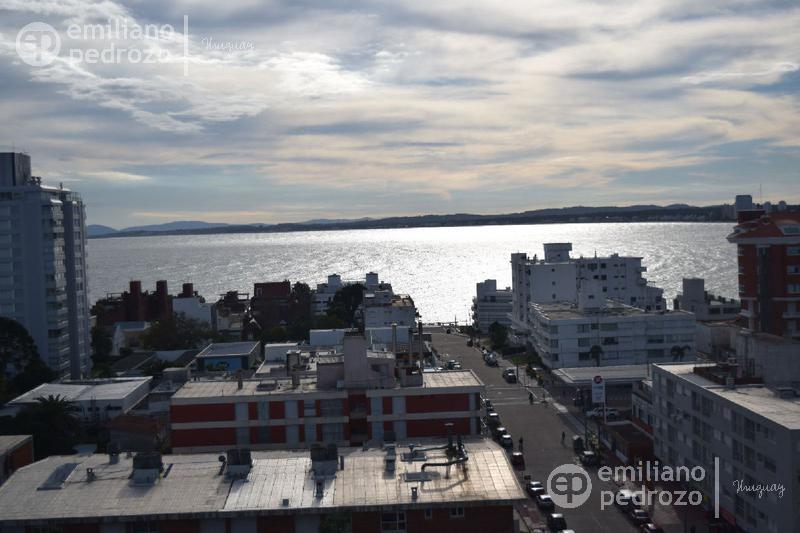 Departamento - Playa Mansa