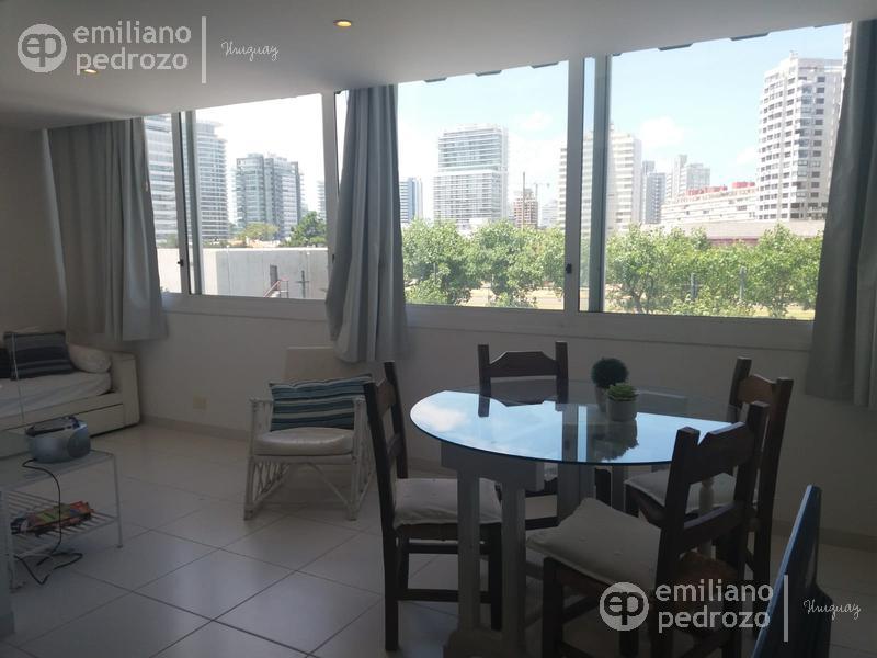 Departamento - Playa Mansa