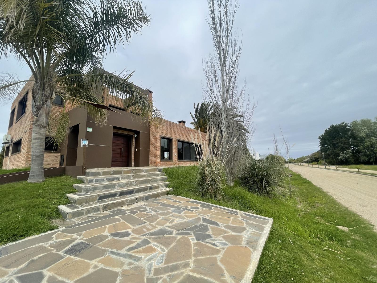 Magnífica propiedad en  Real de San Carlos Village · Photo 1