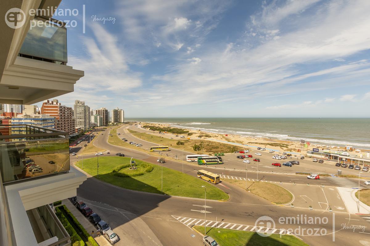 Venta y alquiler apartamento 3 dormitorios Playa Brava Punta del Este