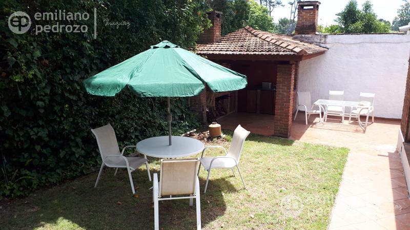 Casa en alquiler en Playa Mansa