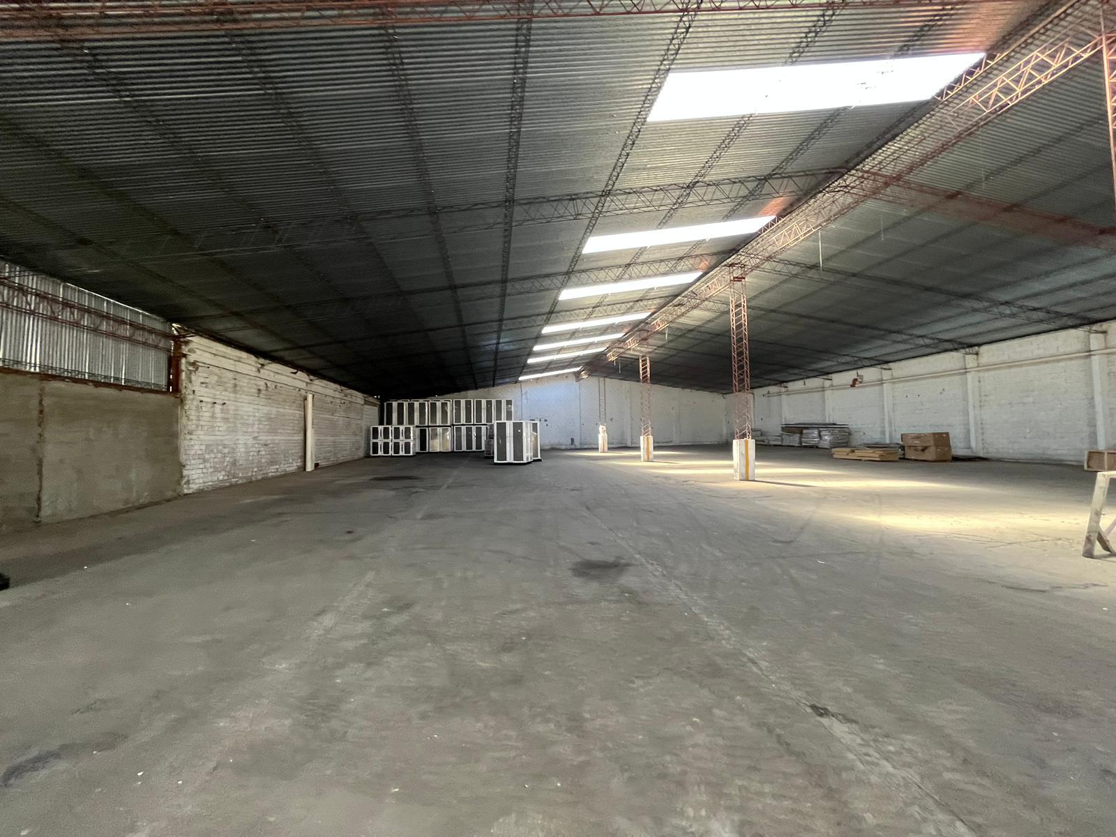 Depósito -centro Logístico, Ruta 67 Próximo Ruta 5,las Piedras, 1.300 M2 , Altura 6 Mts, Nuevo , Vig 24 Hs !! · Foto 4