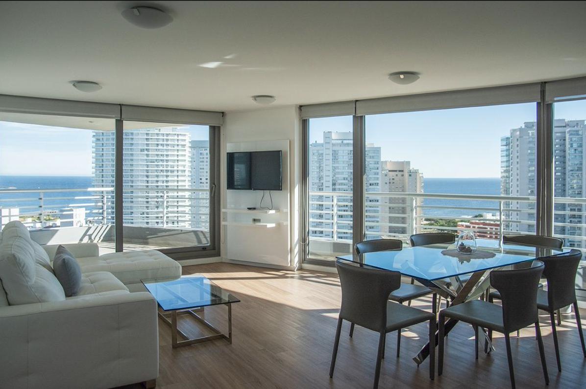 Apartamento 2 dormitorios en suite con terraza en Aidy Grill, Punta del Este