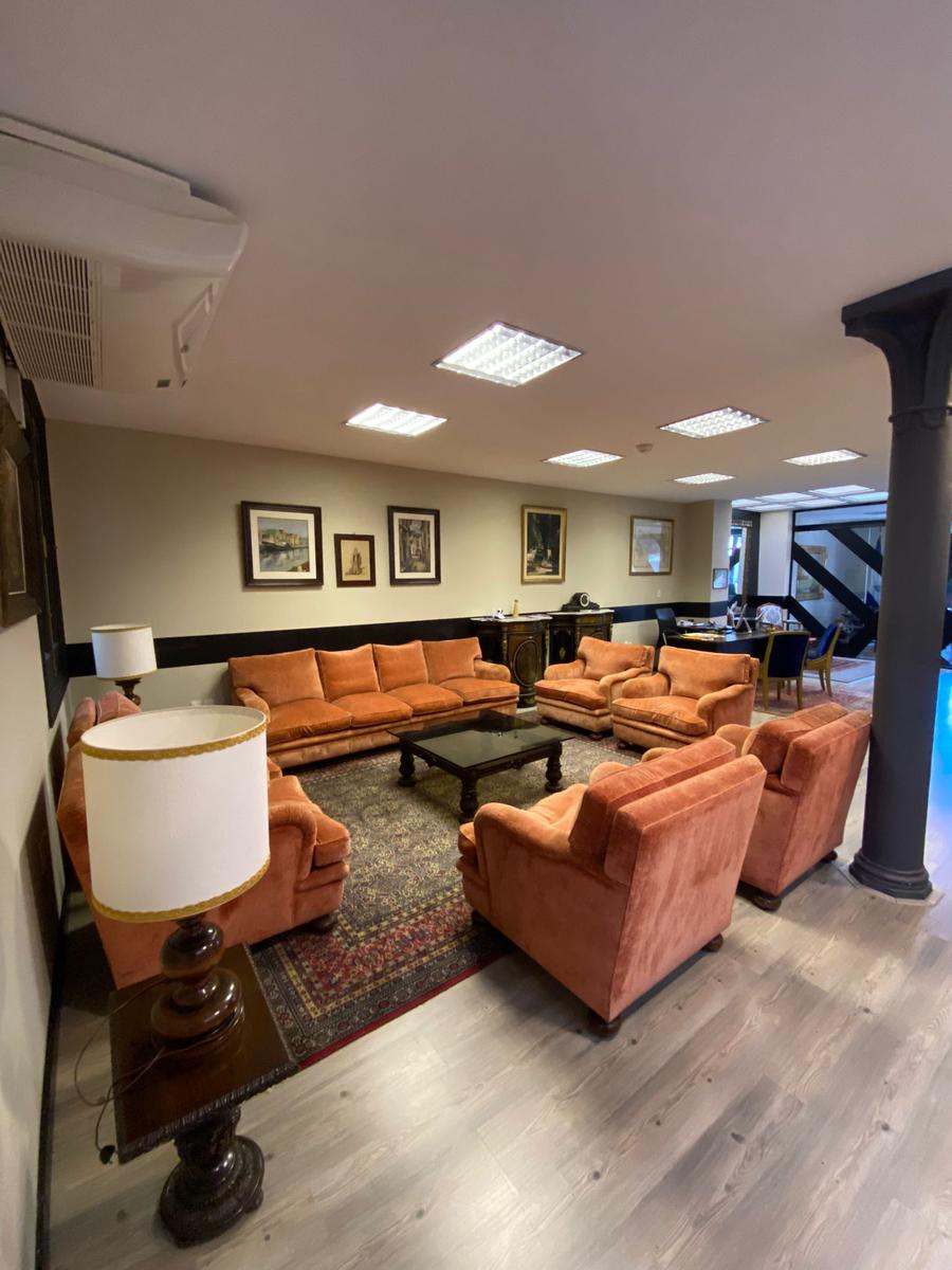 Sarandi y Bartolome Mitre, 170 m2, reciclada, lujosa, pronta para entrar !! · Foto 1