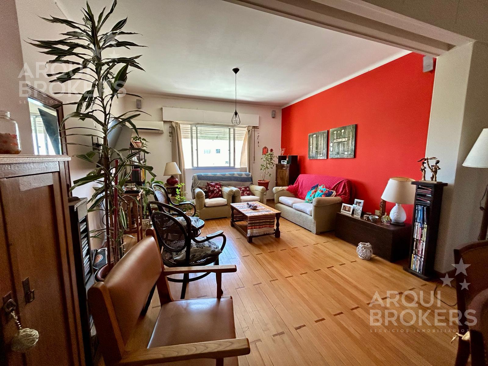 Apartamento de dos dormitorios en venta en Cordón
