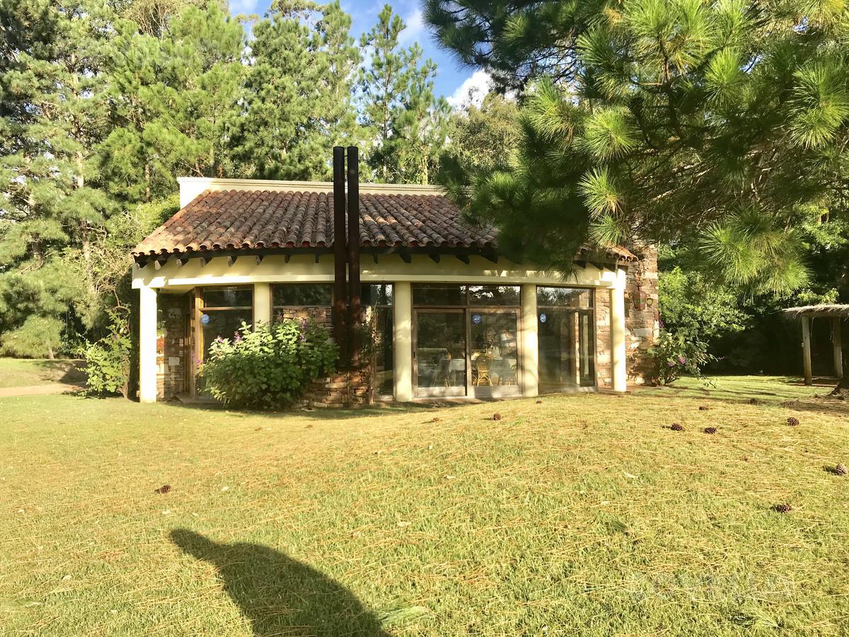 Casa 4 dormitorios venta y alquiler temporario - Solanas