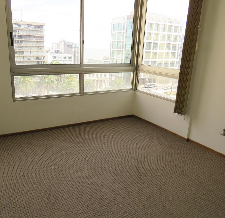 Alquiler Oficina  - Centro (Montevideo)