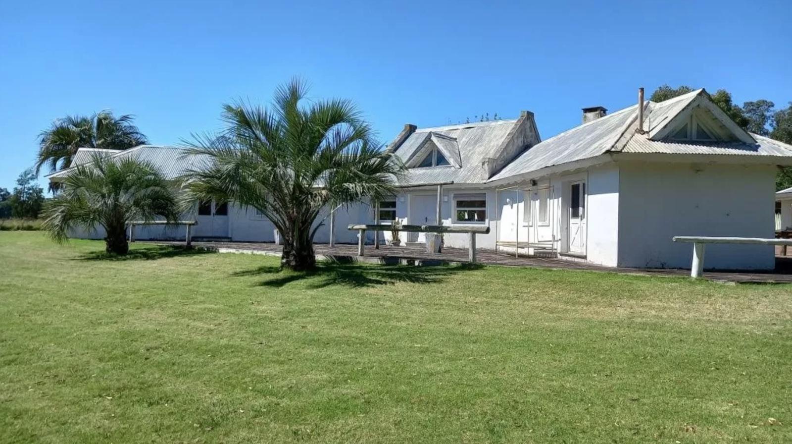 Casa Muy linda en La barra.