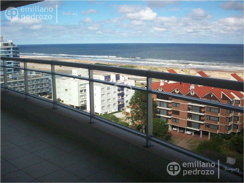 Apartamento en alquiler en Playa Brava