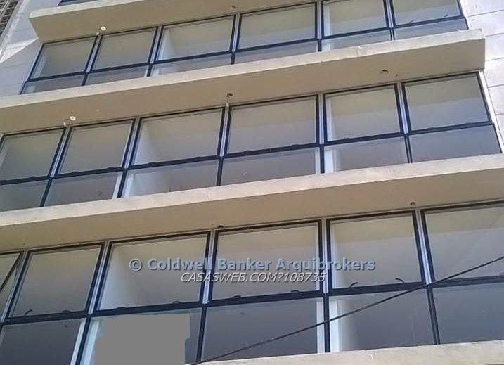 Apartamento de 1 dormitorio en venta con renta Tres Cruces con patio