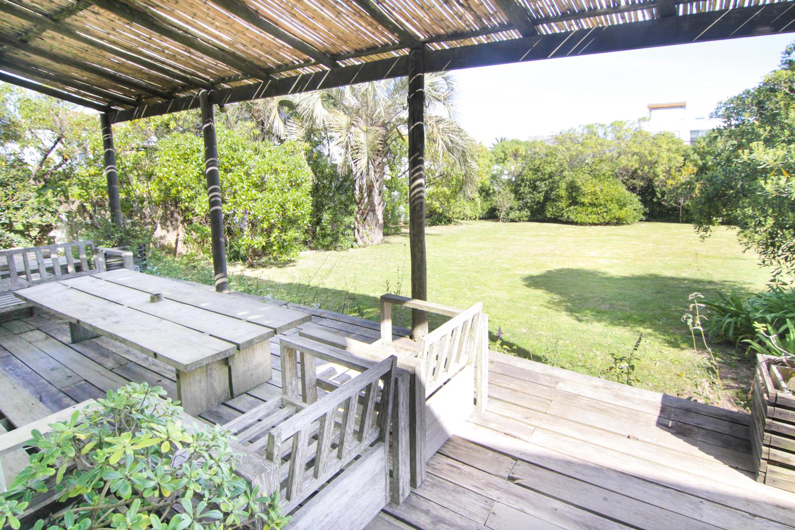 Casa en alquiler en Manantiales a 1 Cuadra del Mar