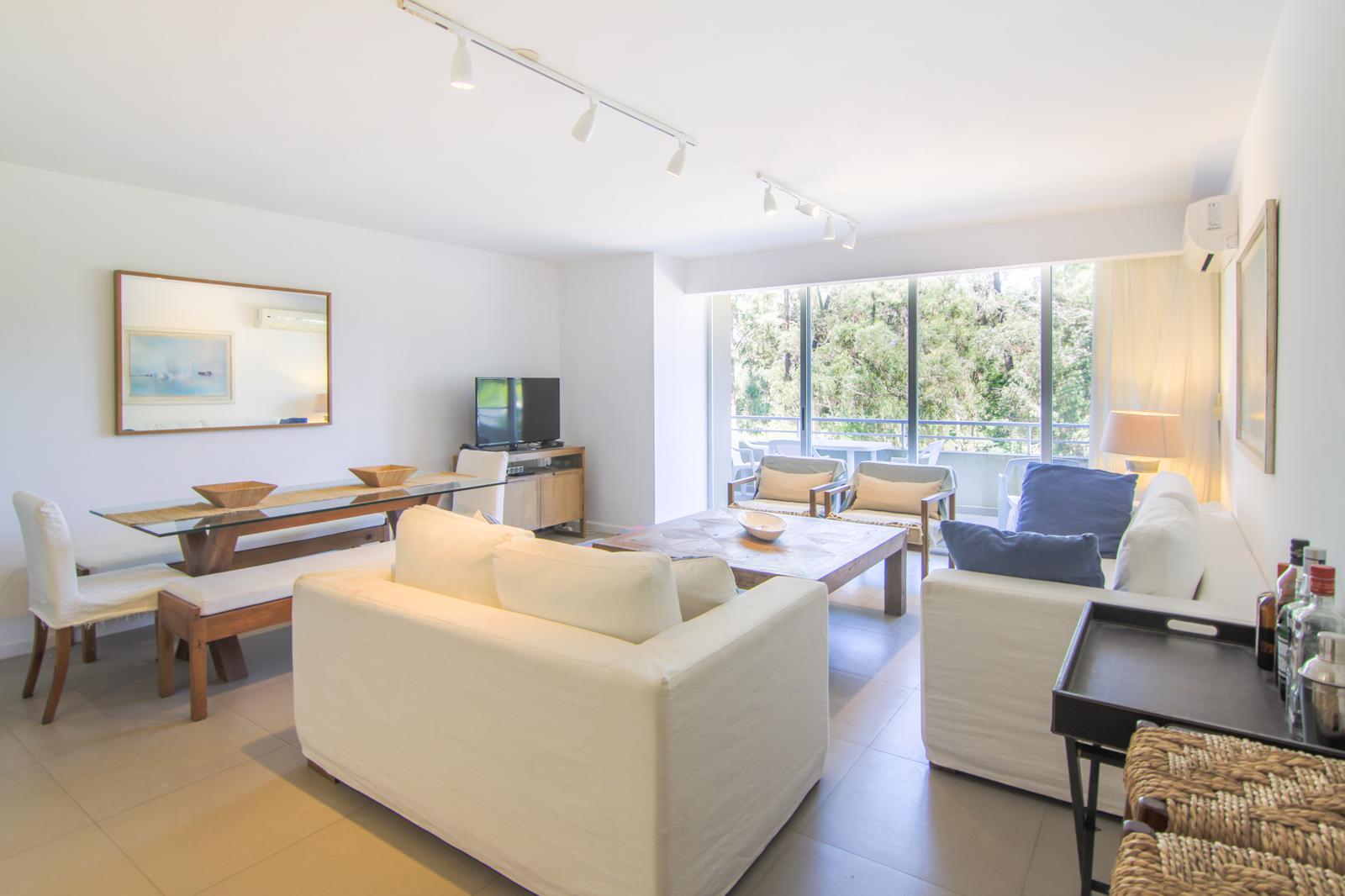 Comodisimo Duplex en el Golf de Punta del Este - TM5435989