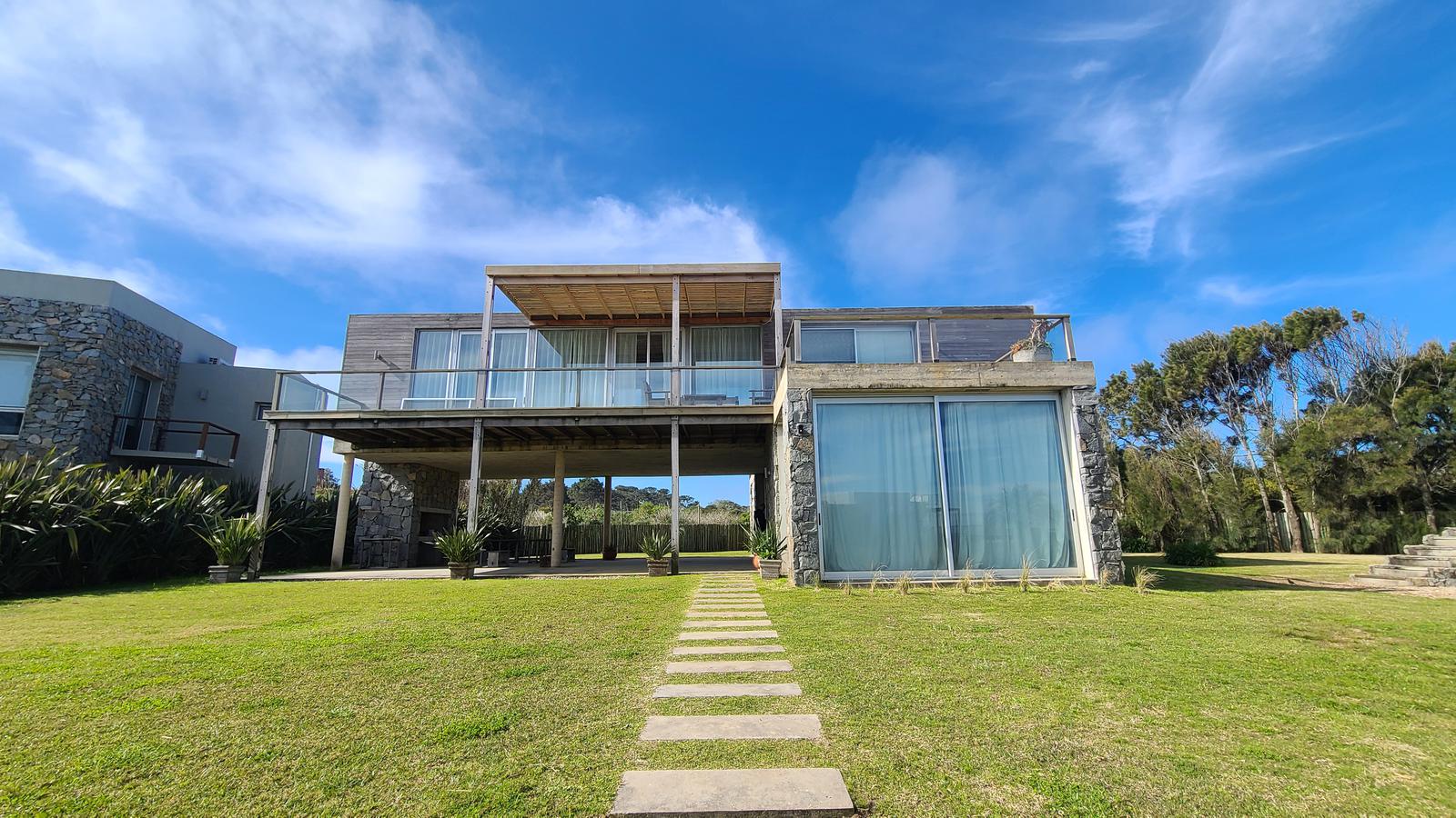 Espectacular Casa en Barrio Privado con Vista al Mar, Manantiales - TM5521261
