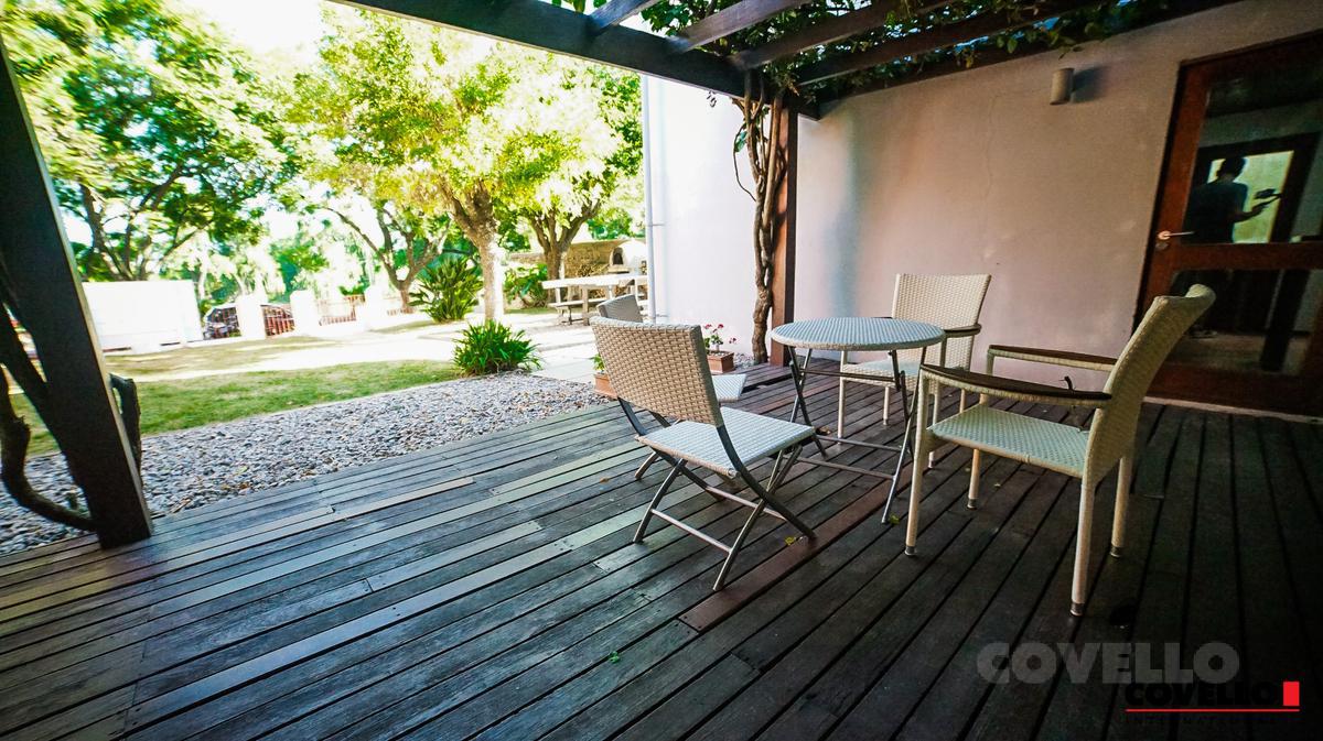 Apartamento ubicado sobre la rambla de la ciudad de Carmelo, hermoso parque y vista al río · Foto 5