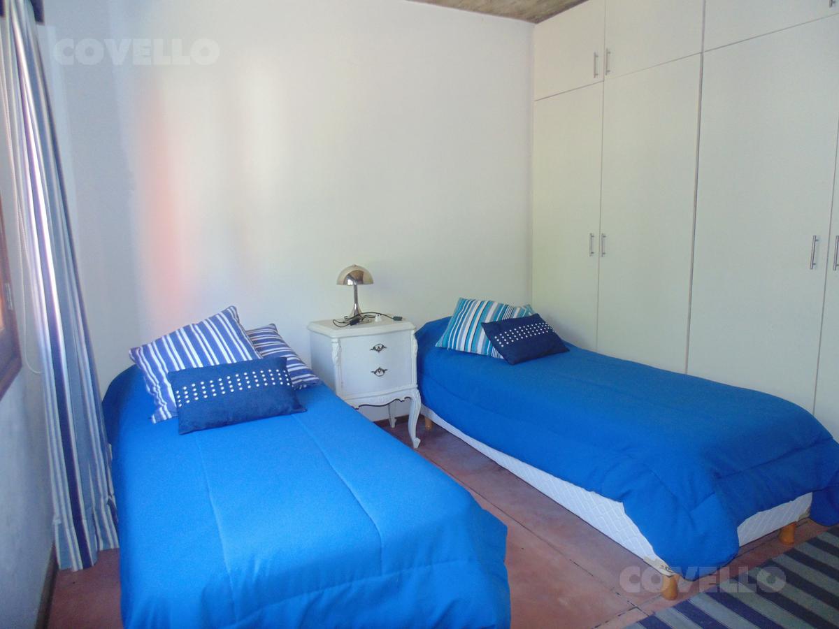 Apartamento ubicado sobre la rambla de la ciudad de Carmelo, hermoso parque y vista al río · Foto 6