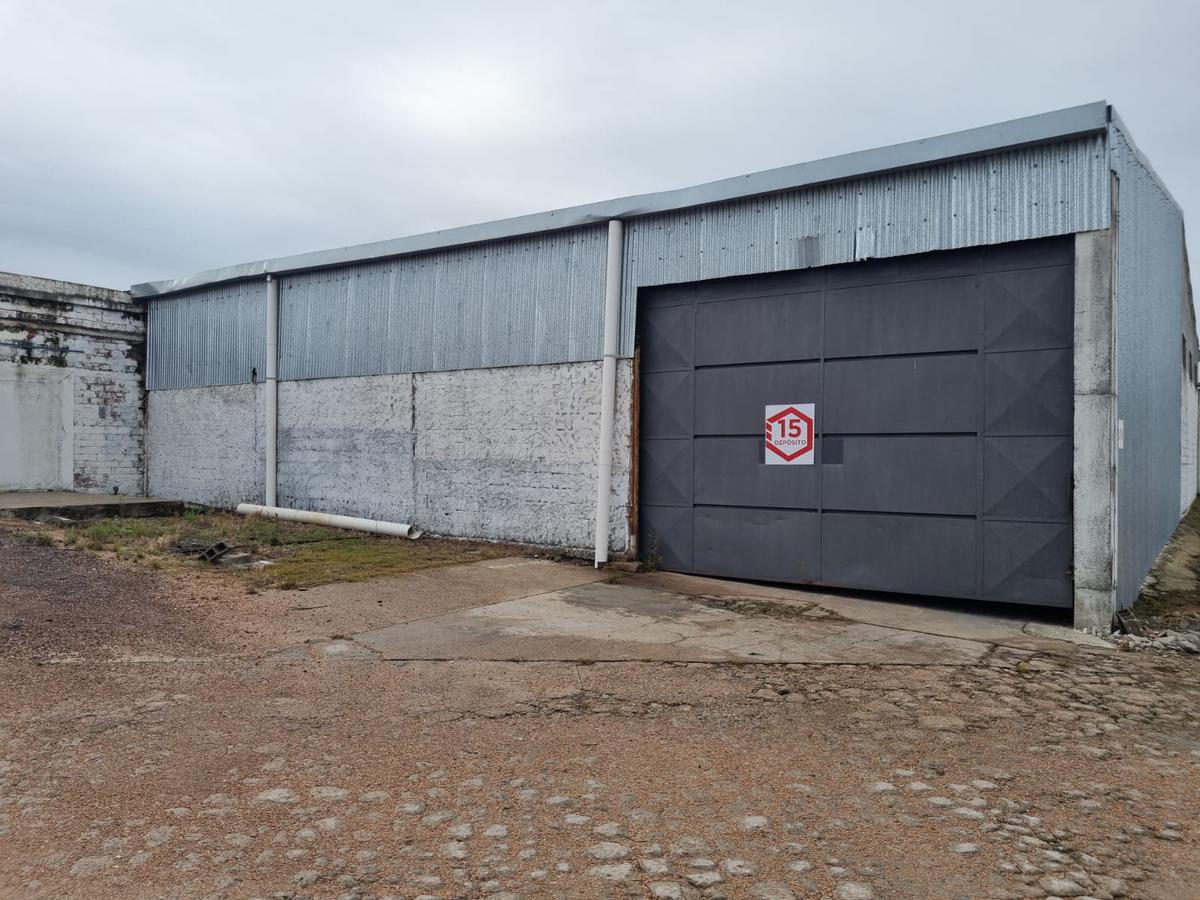Depósito - Centro Logístico, ruta 67 próximo ruta 5,Las Piedras, 1250 m2 , altura 7 mts, nuevo , vig 24 hs !! · Foto 3
