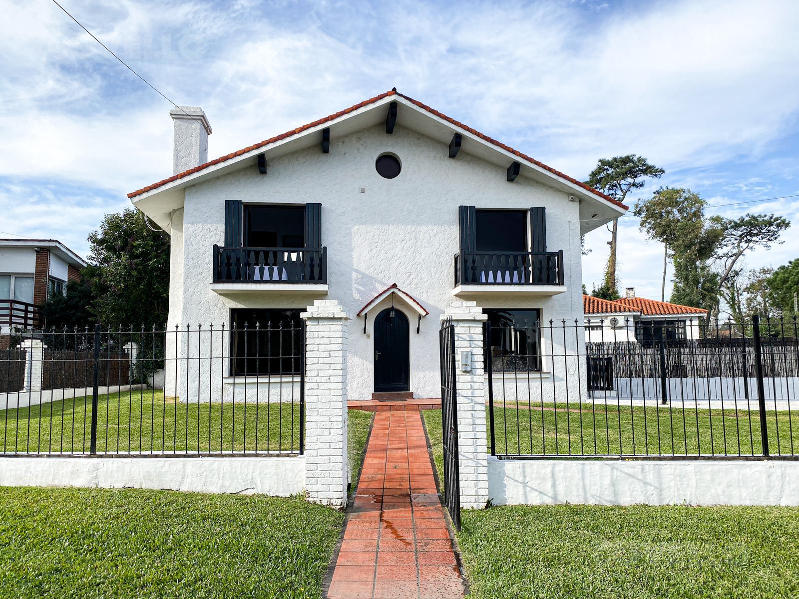 Casa en Alquiler Anual en California Park