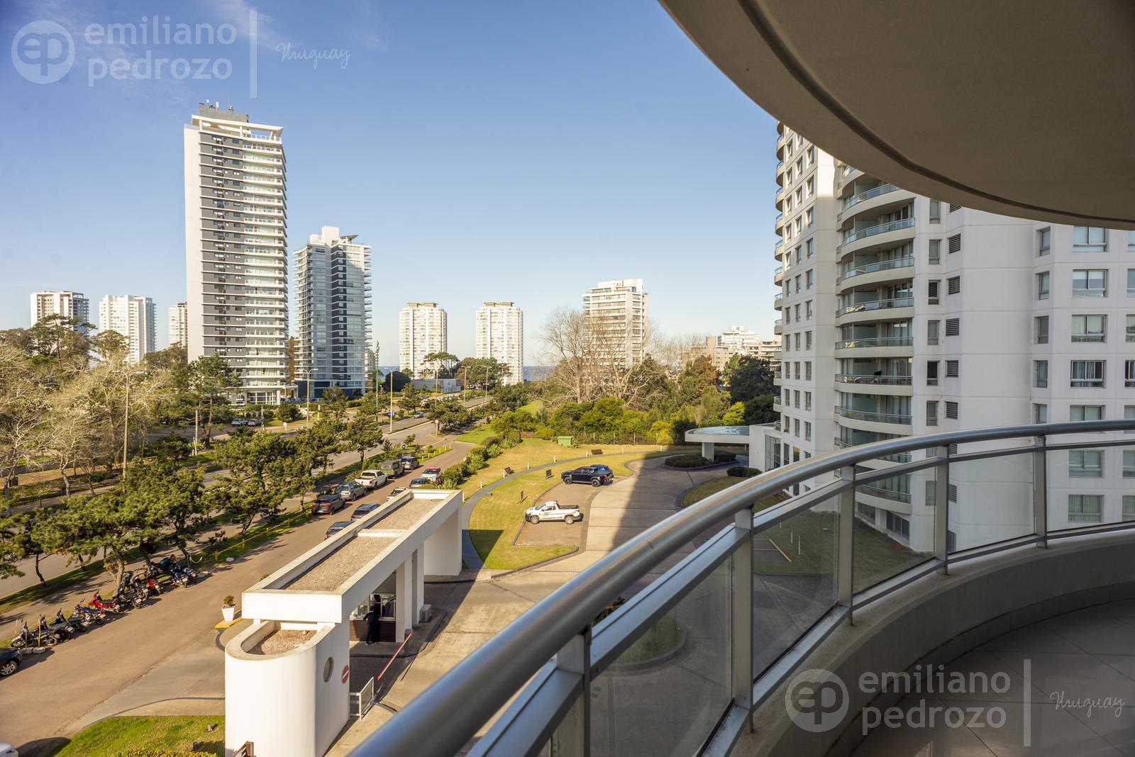 Apartamento en alquiler en Playa Brava