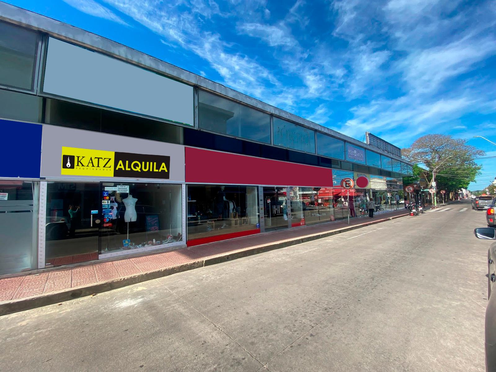 Ituzaingo y Sarandi, 60 m2 , 4 mts de frente, doble altura, nuevo !! · Foto 3