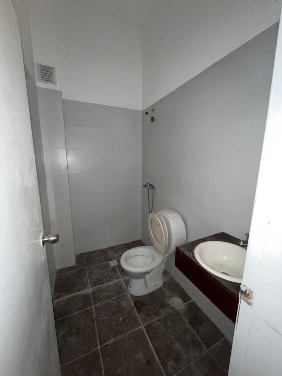 Alzaibar y Peatonal Sarandi, 80 m2, 5 mts de frente , reciclado !! · Foto 6