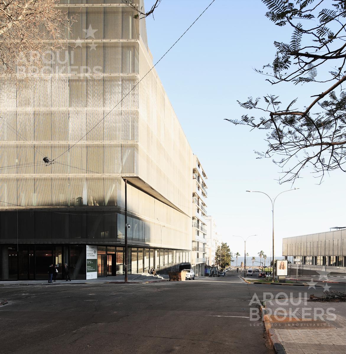 Local comercial en alquiler en Barrio Sur