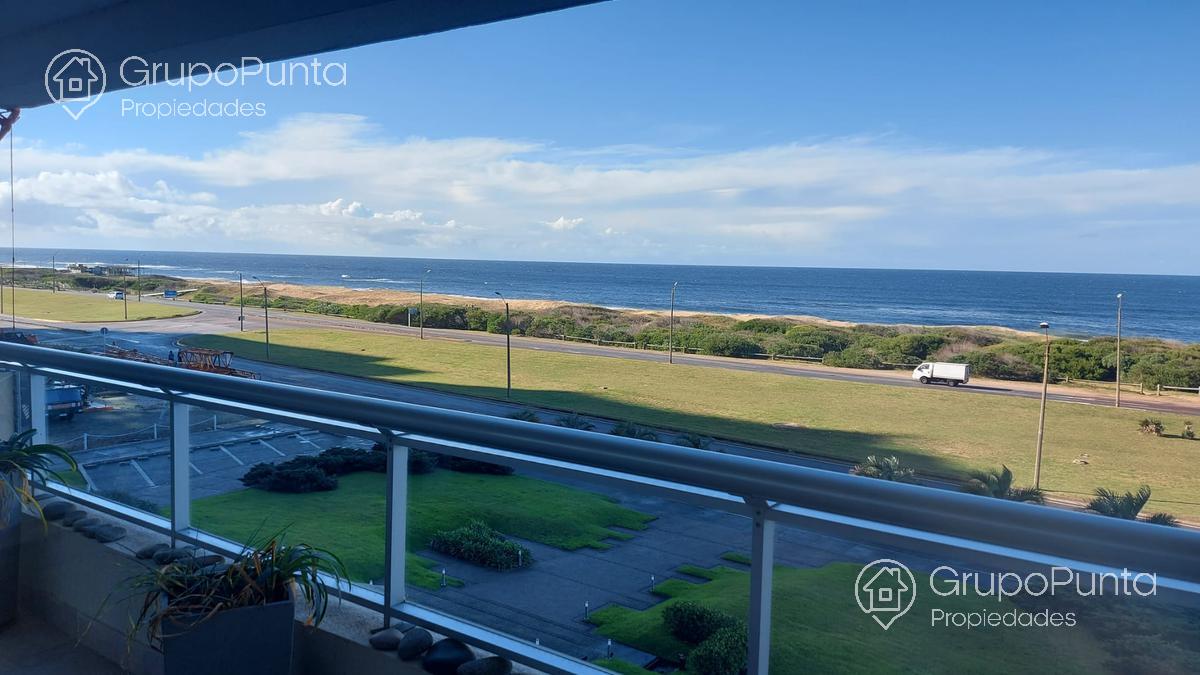 Apartamento en alquiler en Playa Brava