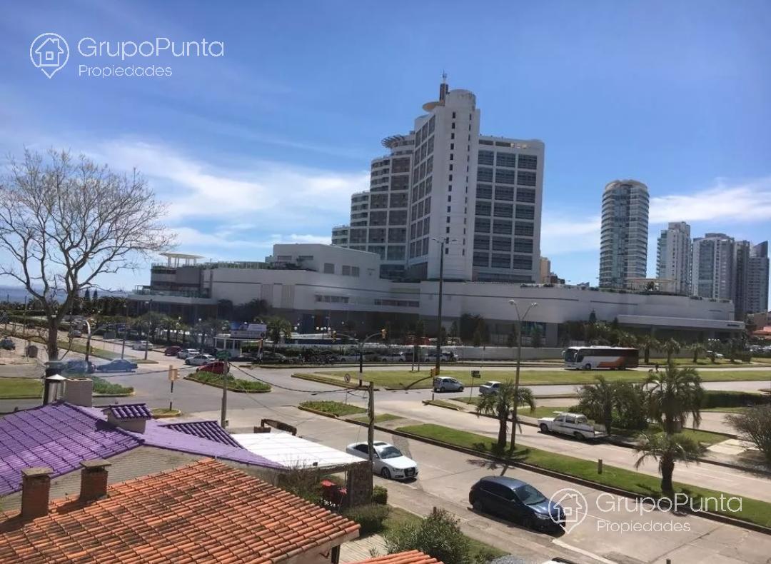 Departamento en alquiler y venta - Punta del Este PROP1071