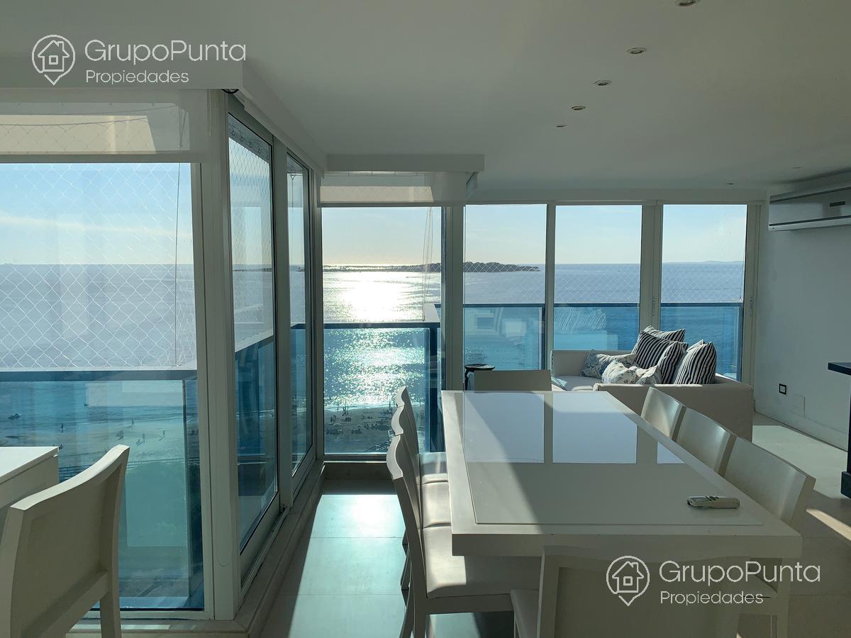 Departamente en Alquiler Frente al Mar en Beverly Tower - Playa Mansa, Punta del Este PROP9012 · Foto 2
