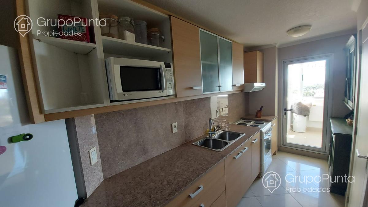 Apartamento en Venta y Alquiler Ocean Drive 4 dormitorios · Foto 8