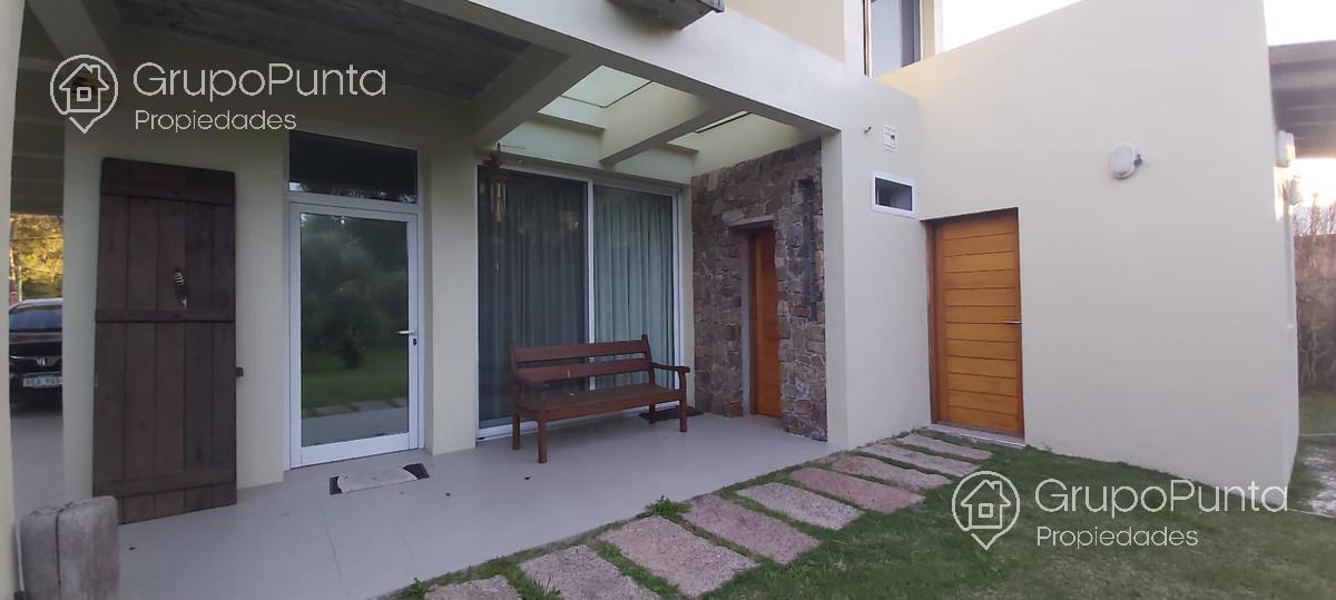 Casa en venta en Punta Ballena