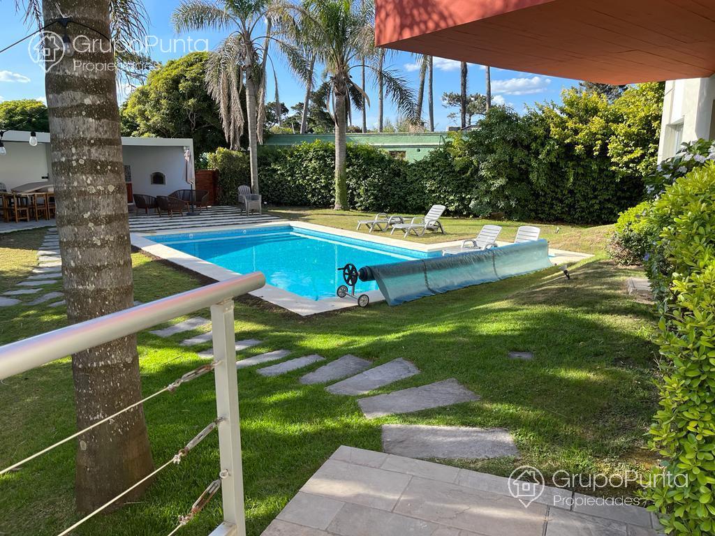 Casa en alquiler en Pinares